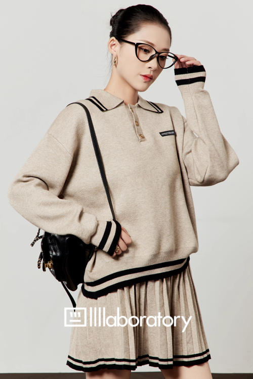 Cream Beige Knit Top / Pleated Skirt