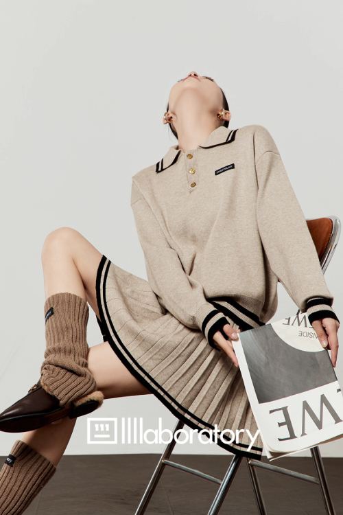 Cream Beige Knit Top / Pleated Skirt