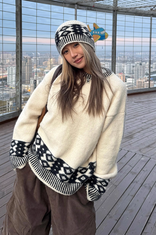 Crew Neck Jacquard Knit