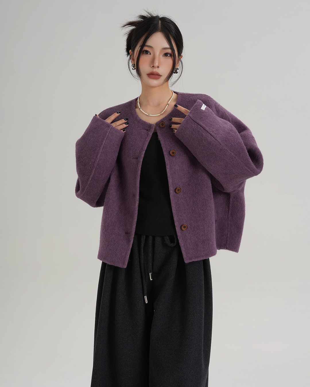 Crew Neck Knit Cardigan Crew Neck Knit Cardigan