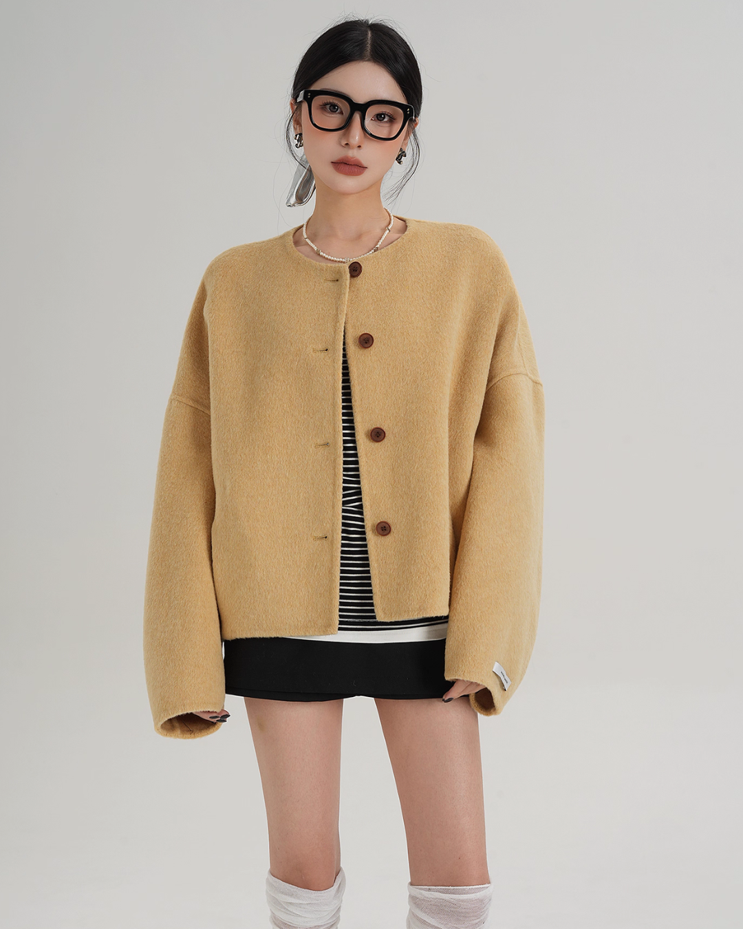 Crew Neck Knit Cardigan Crew Neck Knit Cardigan