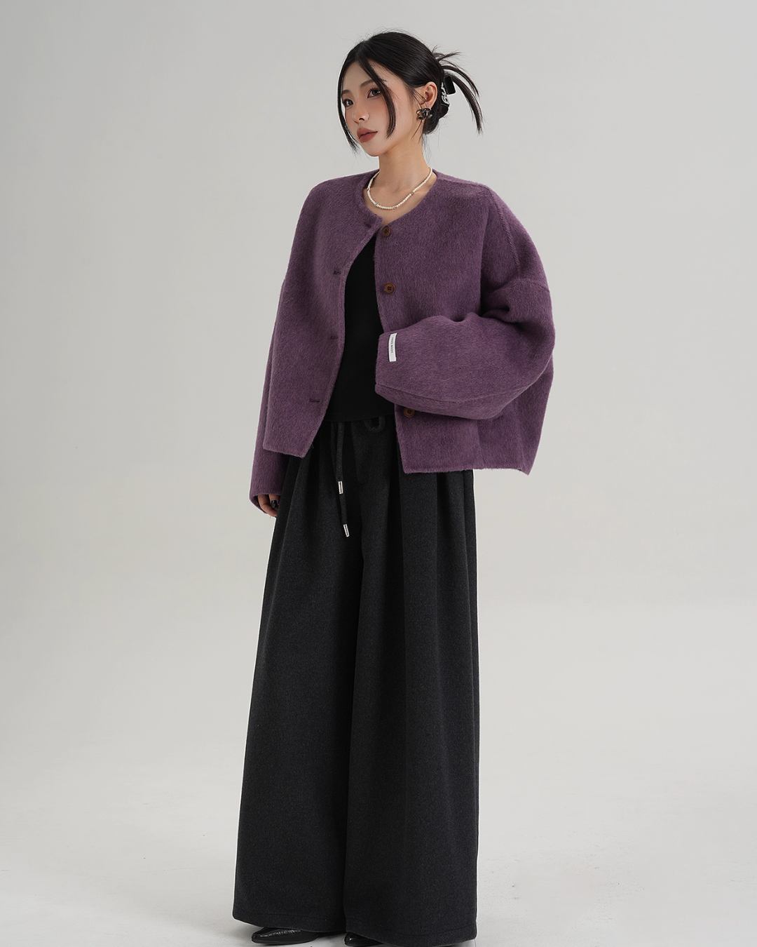 Crew Neck Knit Cardigan Crew Neck Knit Cardigan