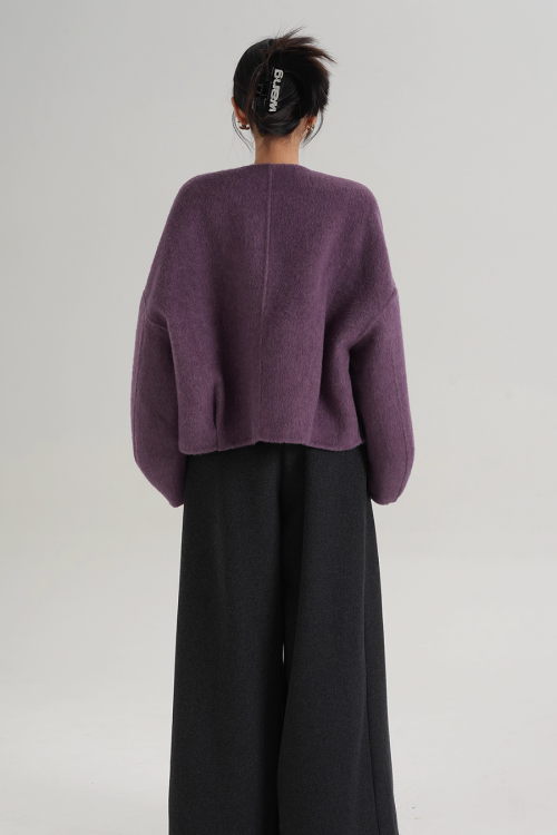 Crew Neck Knit Cardigan