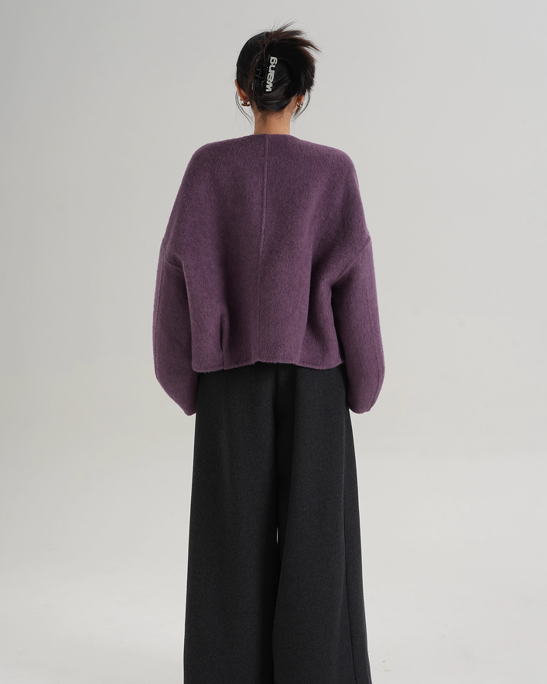 Crew Neck Knit Cardigan Crew Neck Knit Cardigan