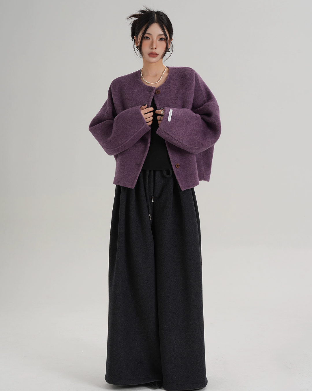 Crew Neck Knit Cardigan Crew Neck Knit Cardigan