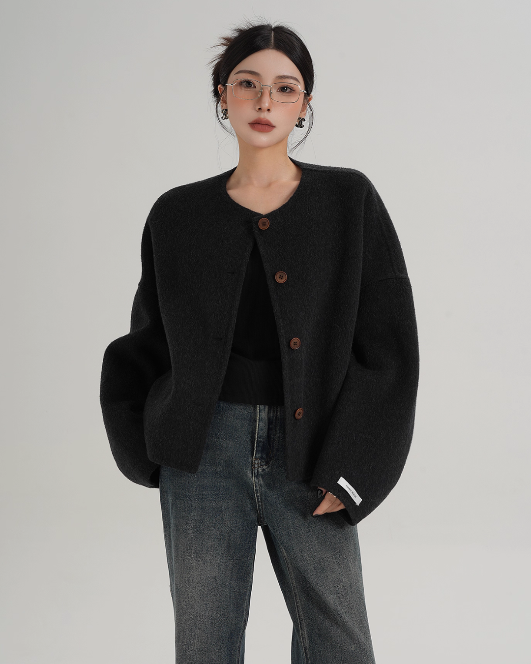 Crew Neck Knit Cardigan Crew Neck Knit Cardigan