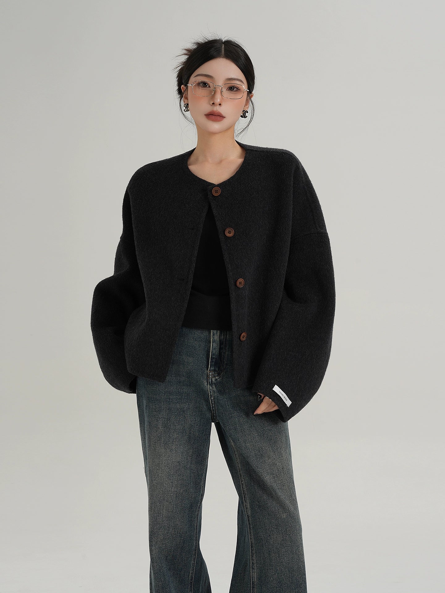 Crew Neck Knit Cardigan Crew Neck Knit Cardigan