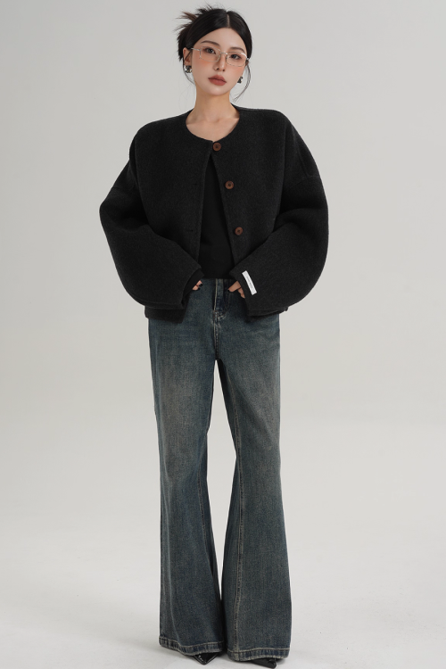 Crew Neck Knit Cardigan