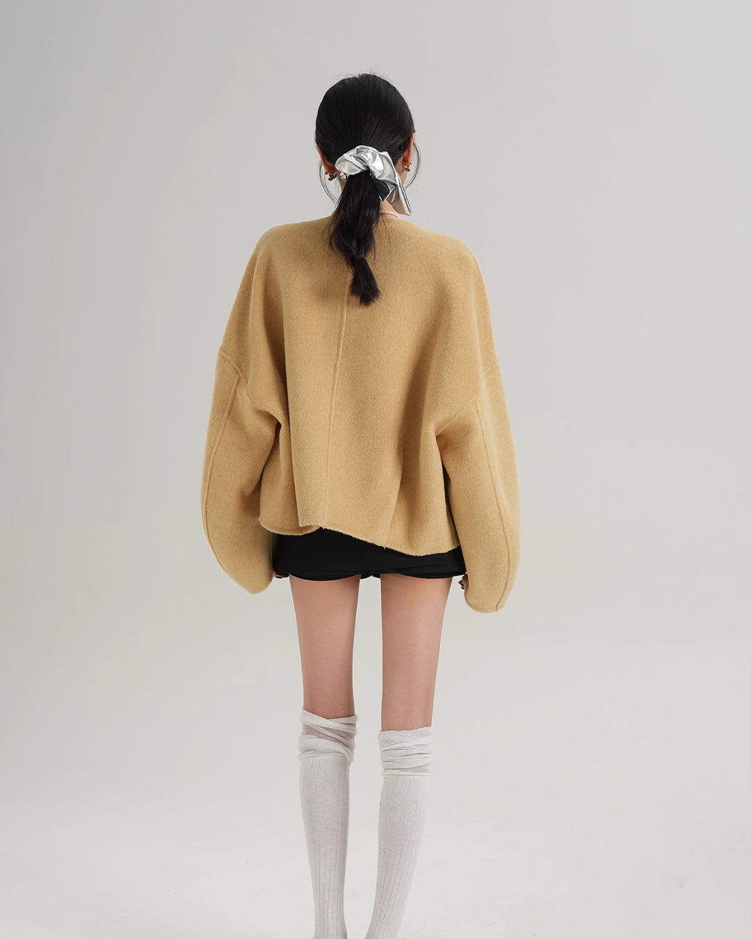 Crew Neck Knit Cardigan Crew Neck Knit Cardigan