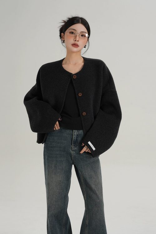 Crew Neck Knit Cardigan