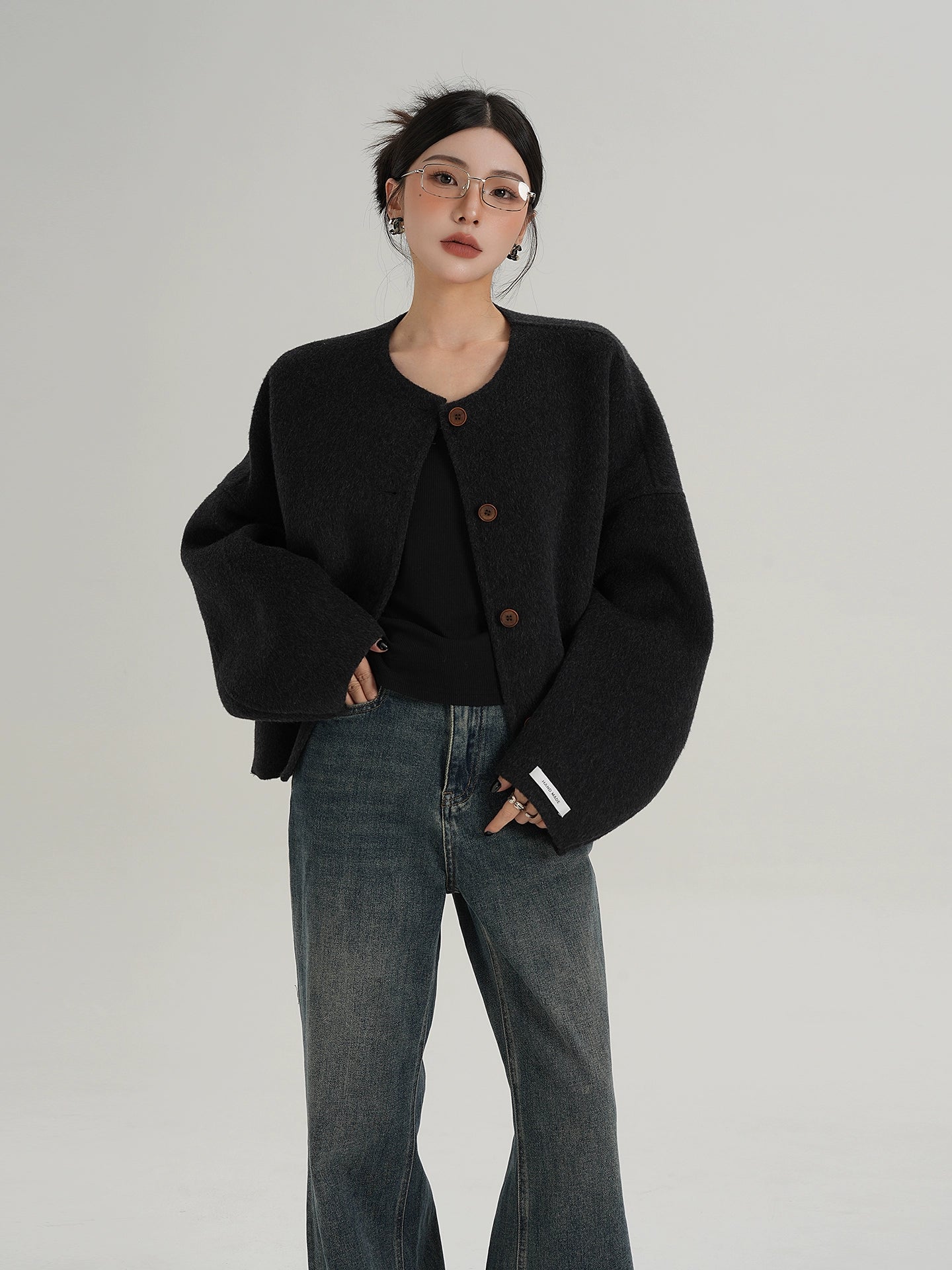 Crew Neck Knit Cardigan Crew Neck Knit Cardigan