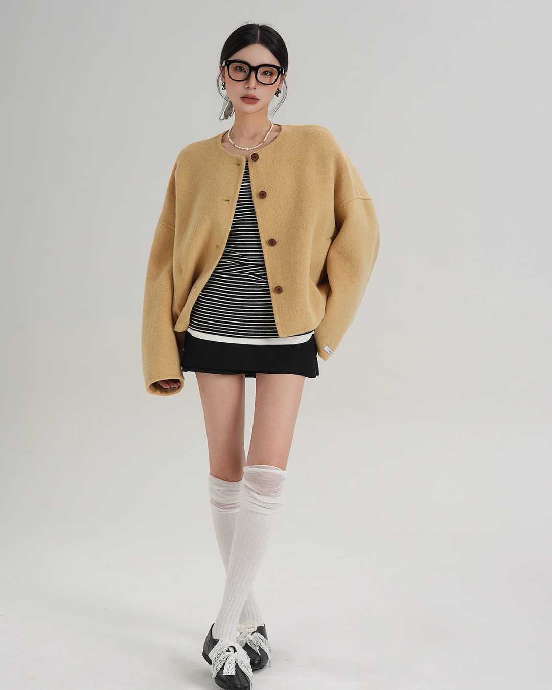 Crew Neck Knit Cardigan Crew Neck Knit Cardigan