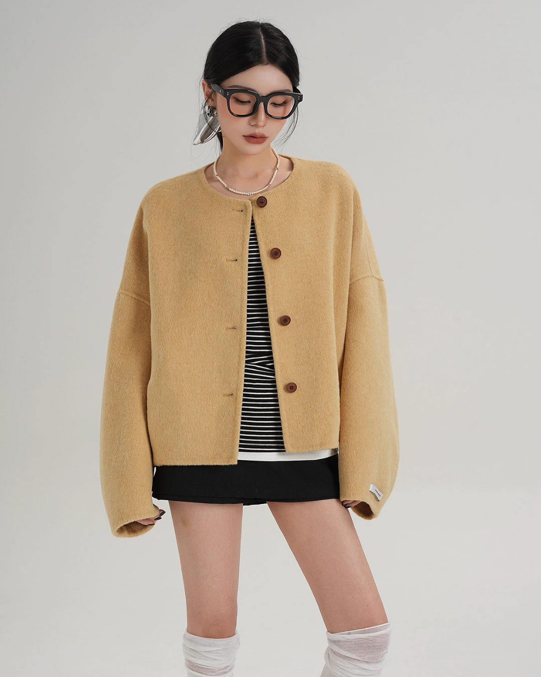 Crew Neck Knit Cardigan Crew Neck Knit Cardigan