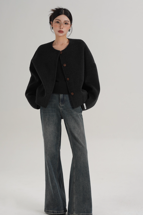 Crew Neck Knit Cardigan