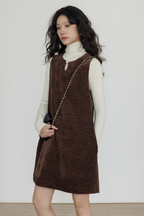 Crew Neck Velvet Vest Dress