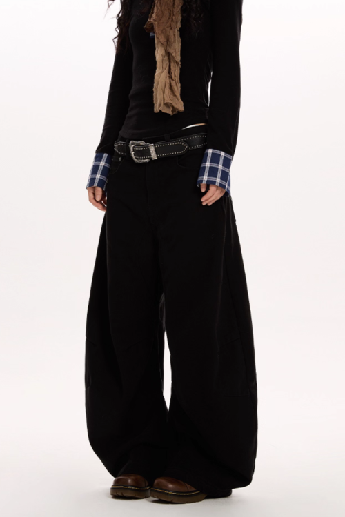 Curve Silhouette Wide Pants