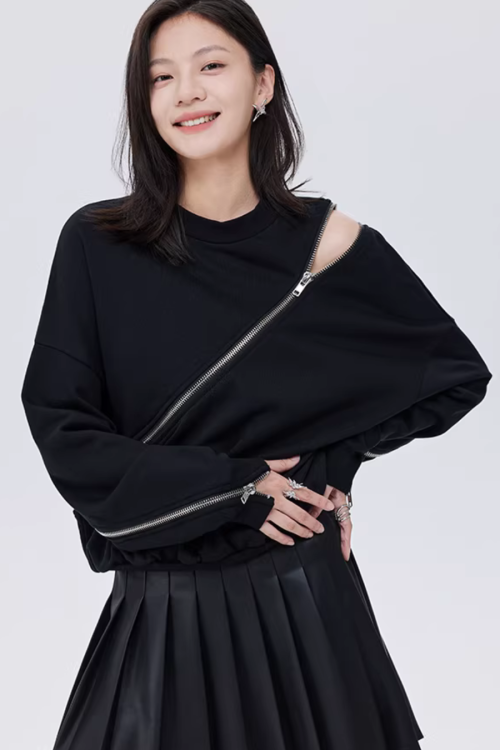 Diagonal Zip Design Long-Sleeve Top