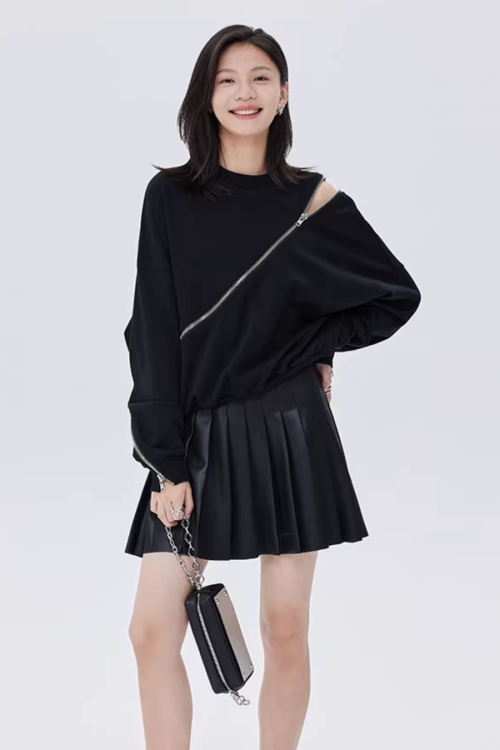 Diagonal Zip Design Long-Sleeve Top