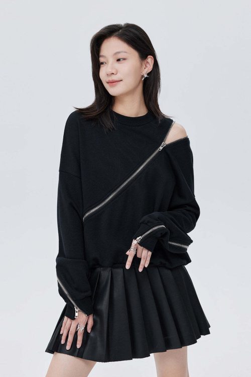 Diagonal Zip Design Long-Sleeve Top