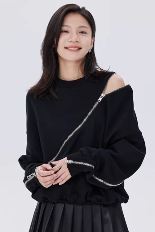 Diagonal Zip Design Long-Sleeve Top