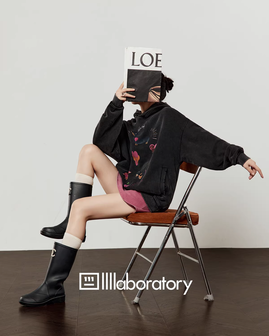 Dog Print Retro Hoodie / Pink Mini Skirt Dog Print Retro Hoodie / Pink Mini Skirt