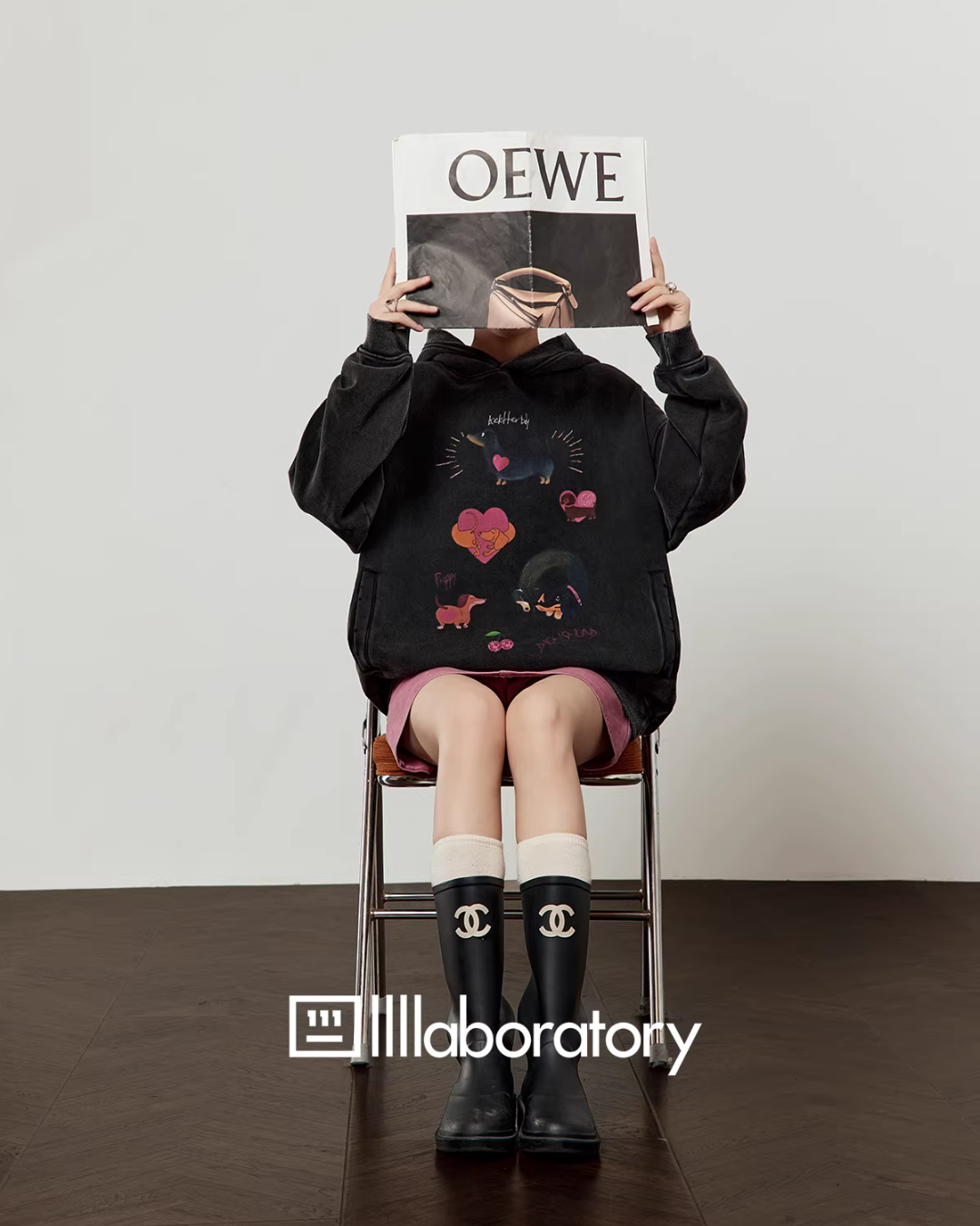 Dog Print Retro Hoodie / Pink Mini Skirt Dog Print Retro Hoodie / Pink Mini Skirt