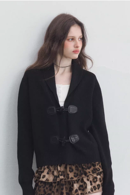 Duffle Button Long-Sleeve Top