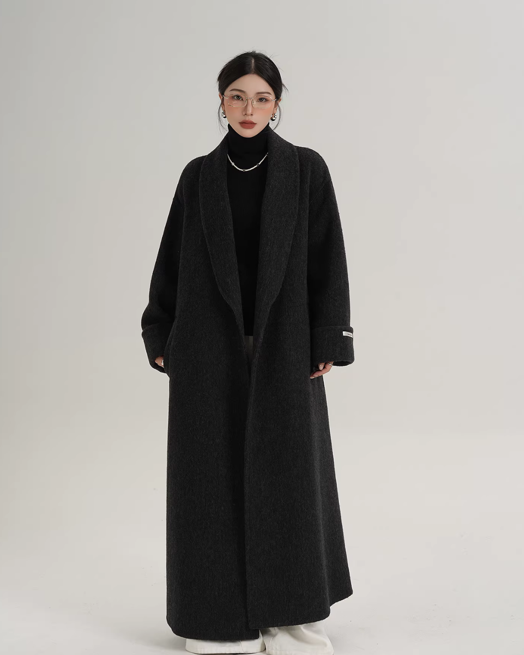 Elegant Long Wool Coat Elegant Long Wool Coat