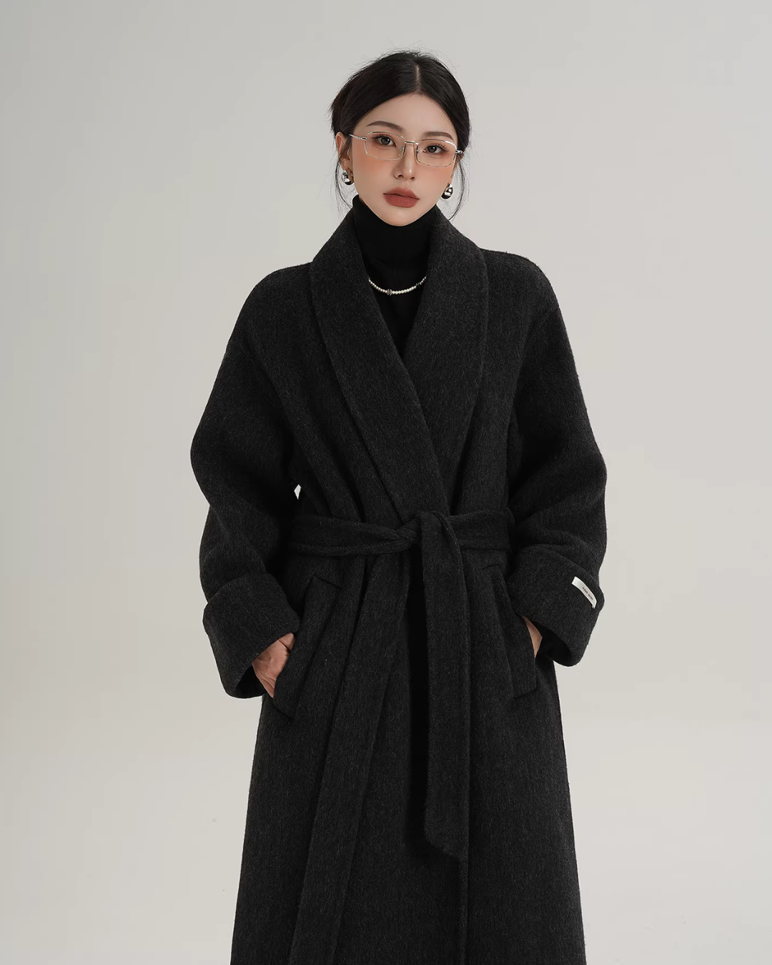 Elegant Long Wool Coat Elegant Long Wool Coat