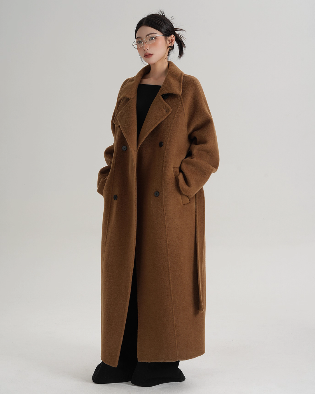 Elegant Long Wool Coat Elegant Long Wool Coat