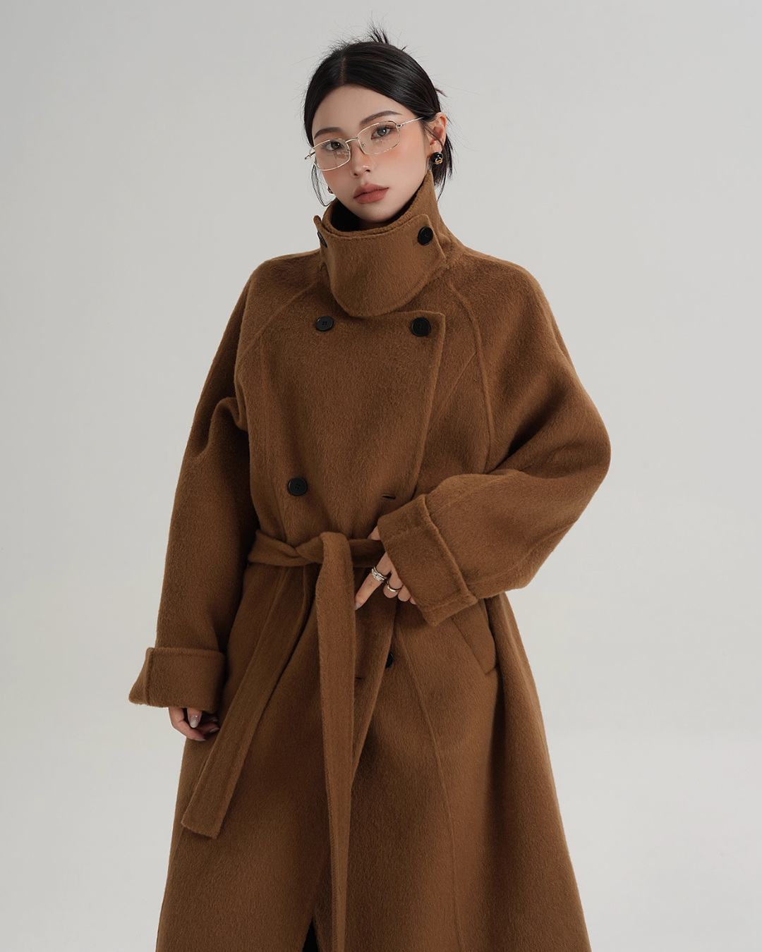 Elegant Long Wool Coat Elegant Long Wool Coat