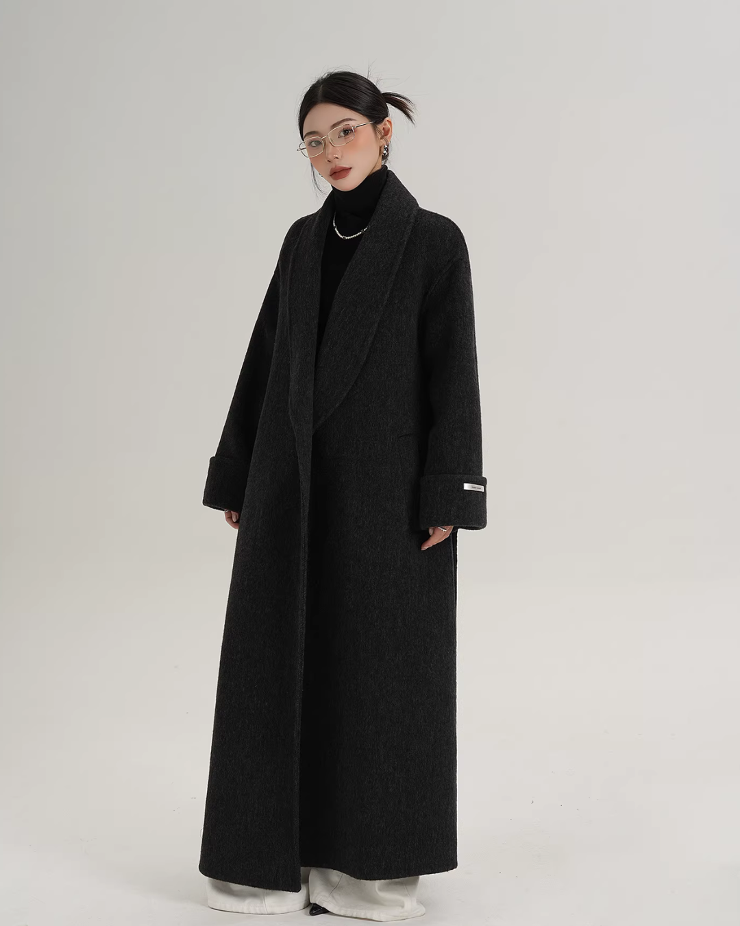 Elegant Long Wool Coat Elegant Long Wool Coat