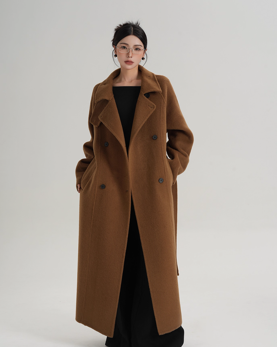 Elegant Long Wool Coat Elegant Long Wool Coat