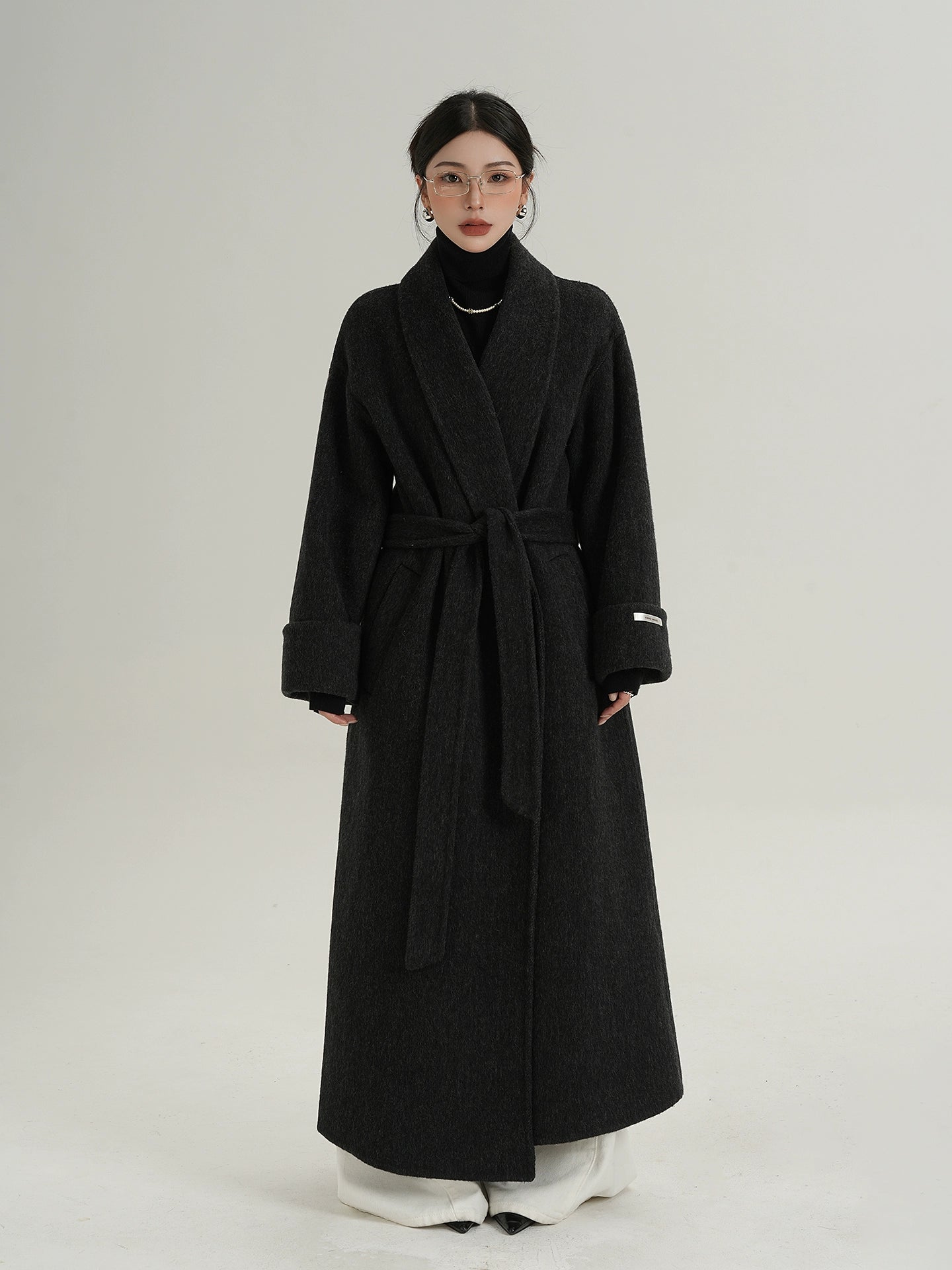 Elegant Long Wool Coat Elegant Long Wool Coat