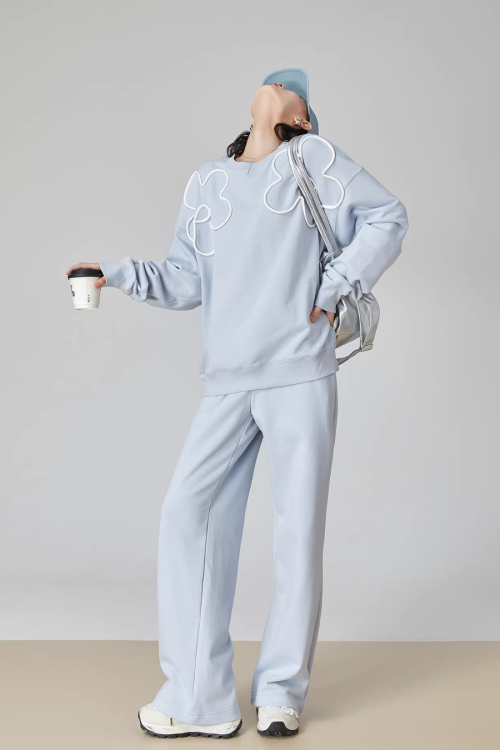 Floral Decorative Crewneck Pullover Top / Wide-Leg Pants