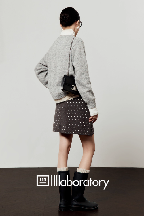 Flower Motif Knit Cardigan / Polka Dot Mini Skirt