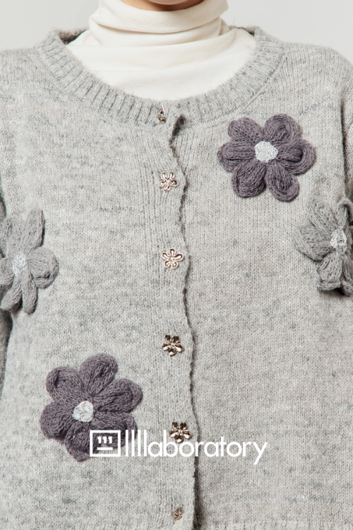 Flower Motif Knit Cardigan / Polka Dot Mini Skirt