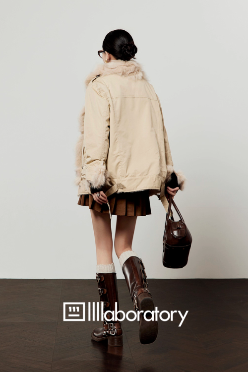 Fox Fur Jacket / Suede Pleated Skirt