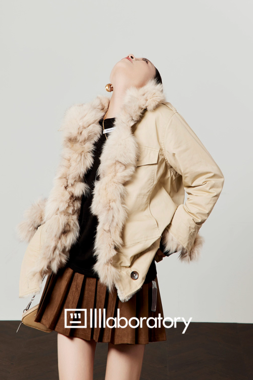 Fox Fur Jacket / Suede Pleated Skirt