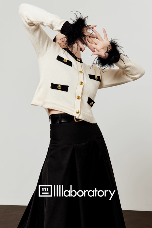 Gold Button Classical Knit Top