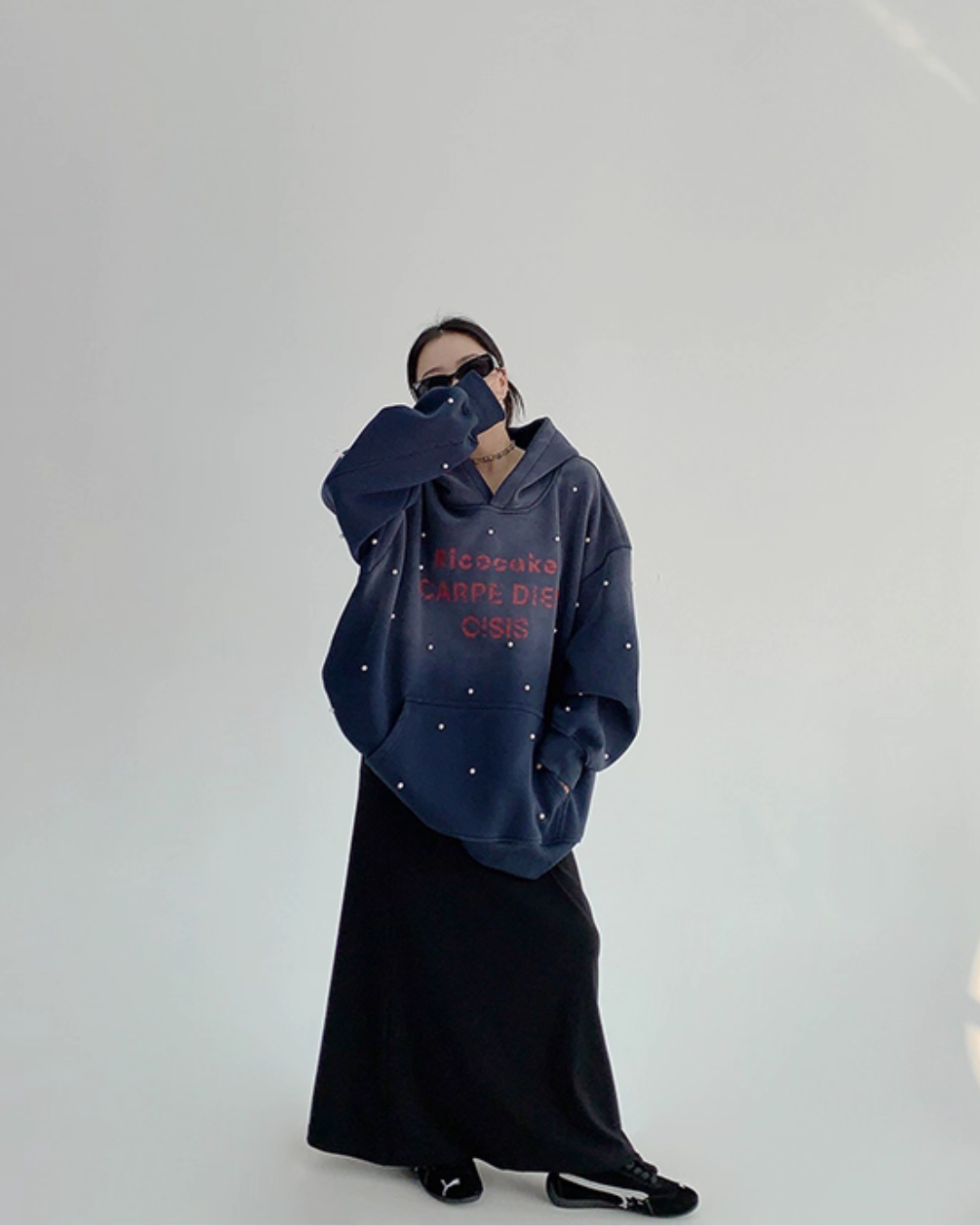 Gradient Studded Sweatshirt Hoodie Gradient Studded Sweatshirt Hoodie