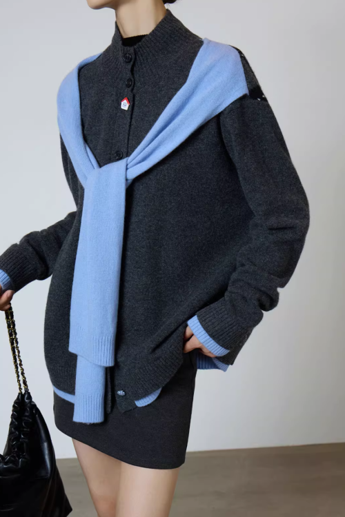 Gray Blue Color Block Design Knit