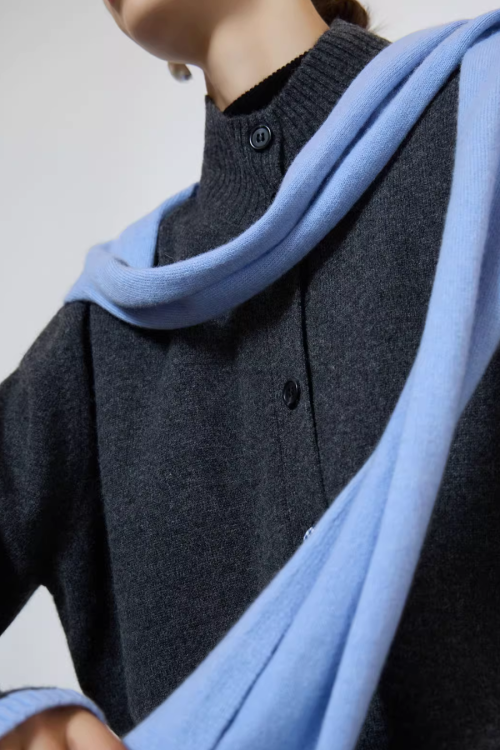 Gray Blue Color Block Design Knit