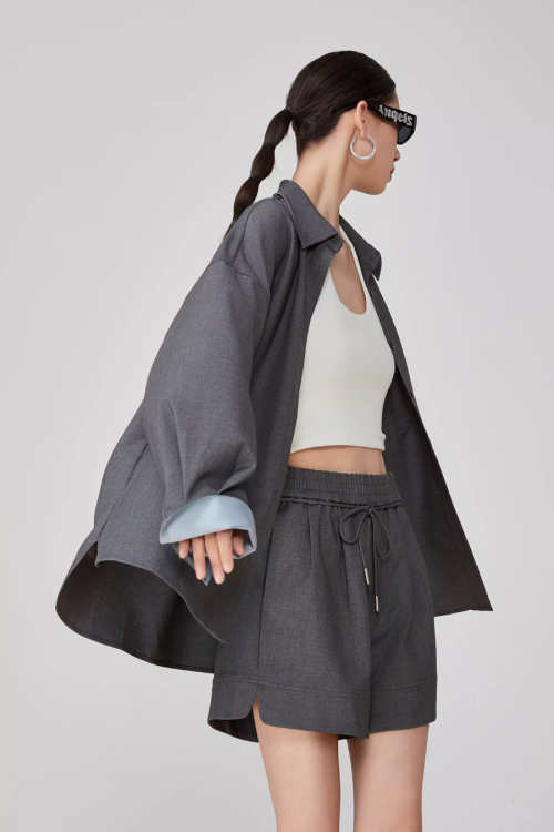 Gray Collared Long-Sleeve Shirt / Shorts