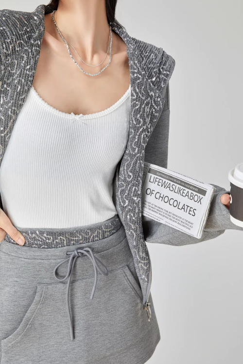 Gray Sequin Hood Jacket / A-Line Half Skirt
