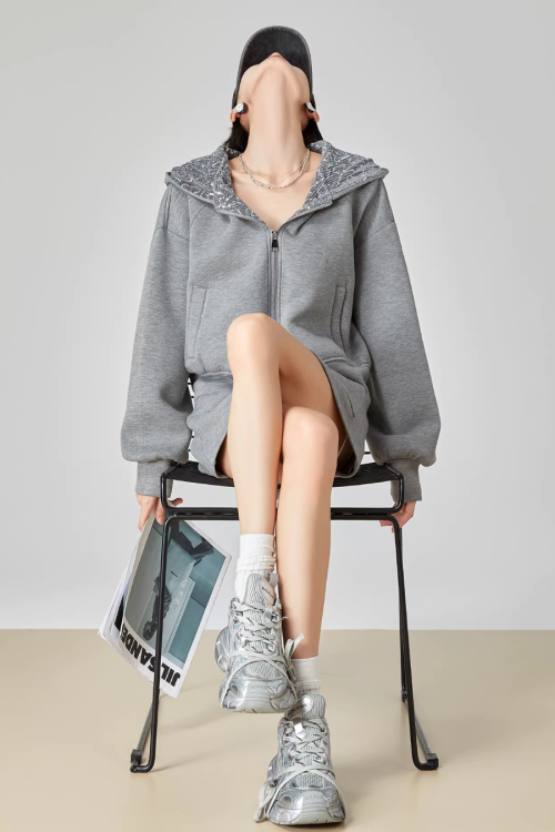 Gray Sequin Hood Jacket / A-Line Half Skirt