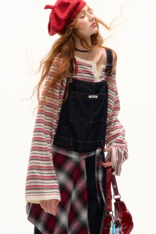Half Button Border Top / Wide-Leg Denim Overalls