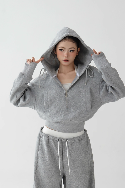 Half Zip Hoodie / Wide Sweatpants