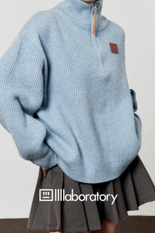 Half-Zip Knit Top / Checkered Skirt / Pleated Skirt