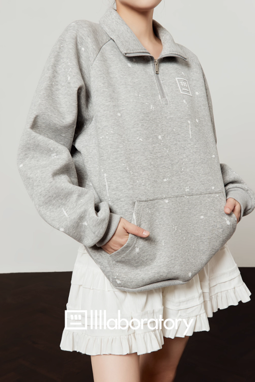 Half-Zip Sweat Top / Lace Mini Skirt